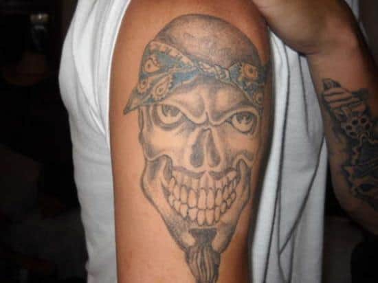blood gang tattoo skull