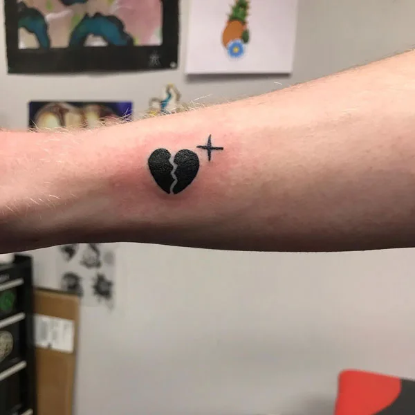 Broken heart tattoo 28