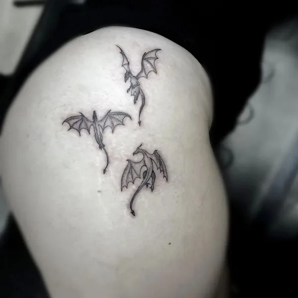 Dragon tattoo on thigh 49