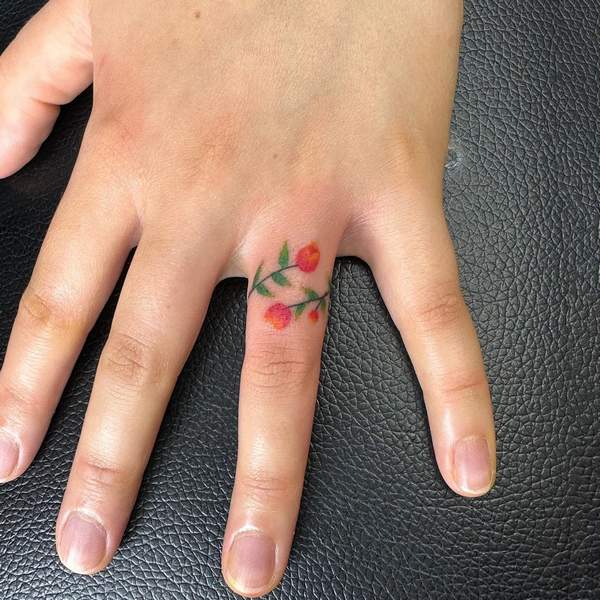 Tulip Ring Tattoo